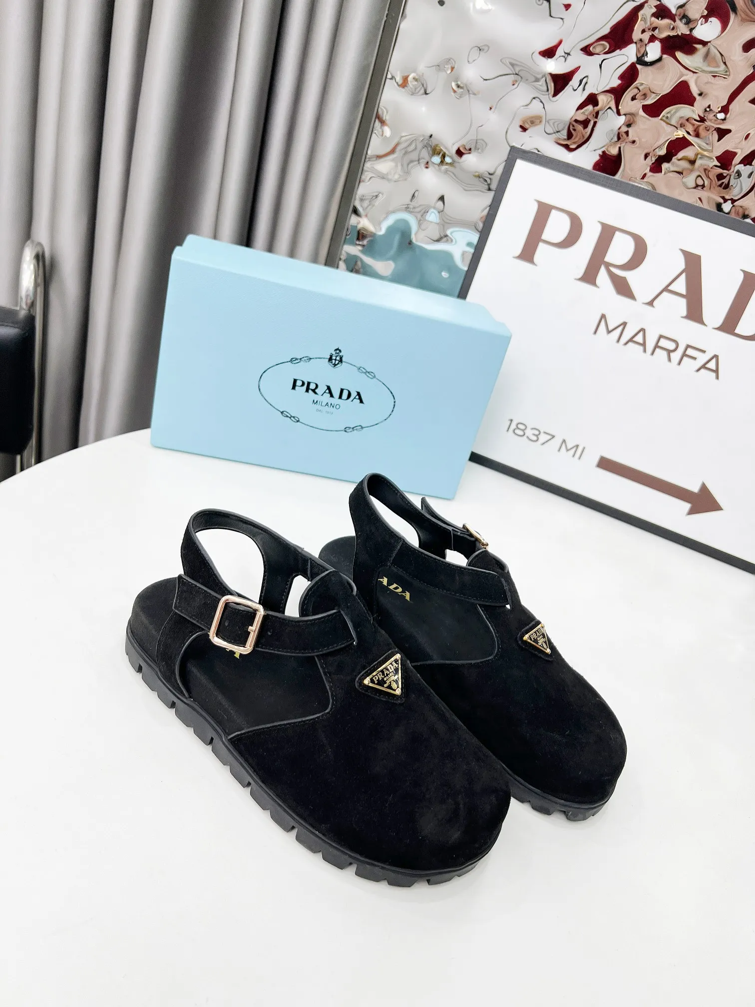 👟👟Ex-factory price 440👟👟 PRADA/25ss Prada classic triangle logo loafer series, simple and ultimate size: 35-42
